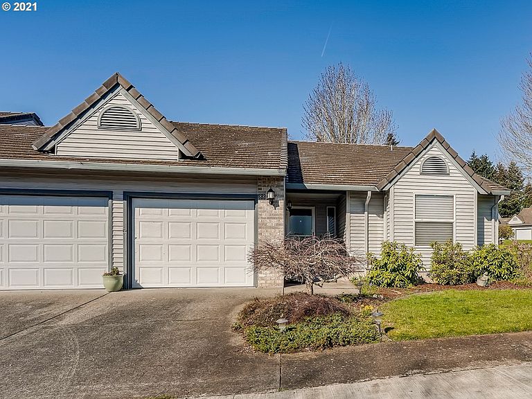 Whipple Creek Condominiums - Ridgefield, WA | Zillow