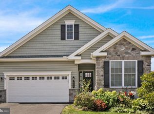 459 Valor Dr, Lititz, PA 17543