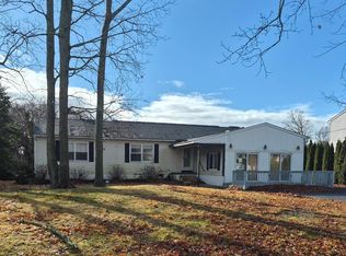 111 Davis Rd, Rio Grande, NJ 08242