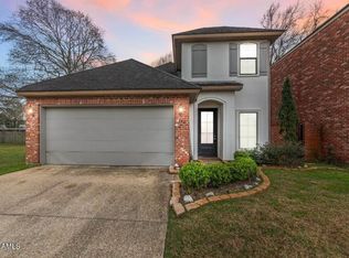 121 Chimney Rock Blvd, Lafayette, LA 70508