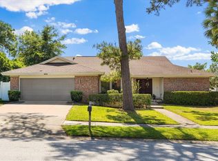 400 Woodview Dr, Longwood, FL 32779