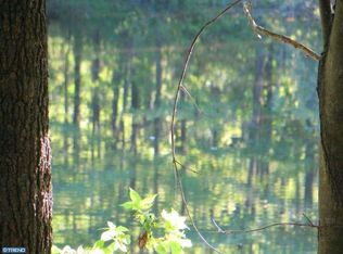 13 Dunsmore Rd, Newark, DE 19713