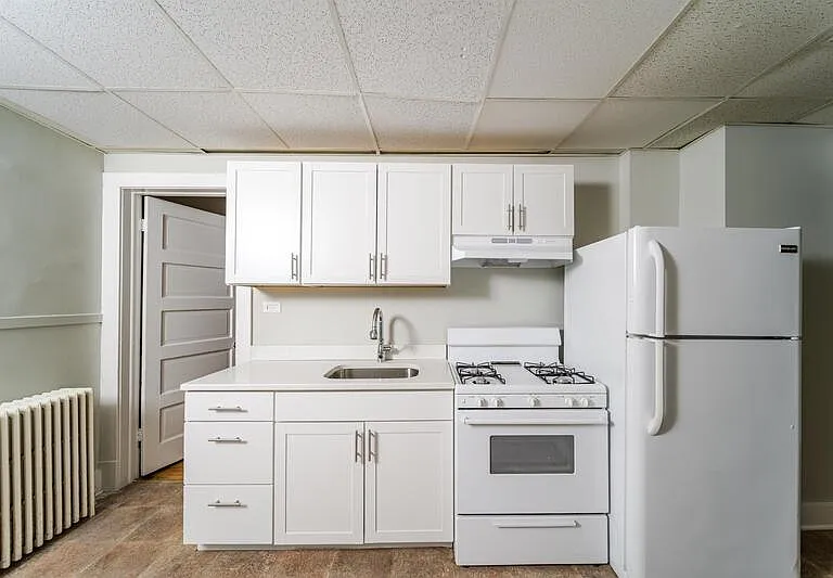 504 Morris St #1 — Photo 2