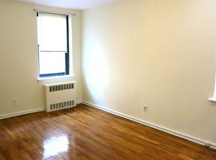 10923 71st Rd, Flushing, NY 11375