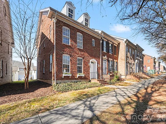 3rd image of 180 Singleton Rd