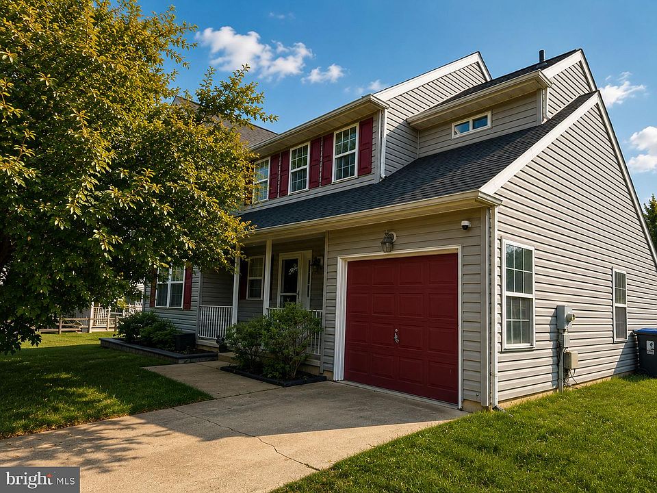 1st image of 350 Sunnyside Ln