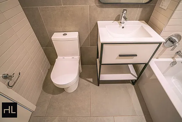 Rented by Highline Residential | media 39