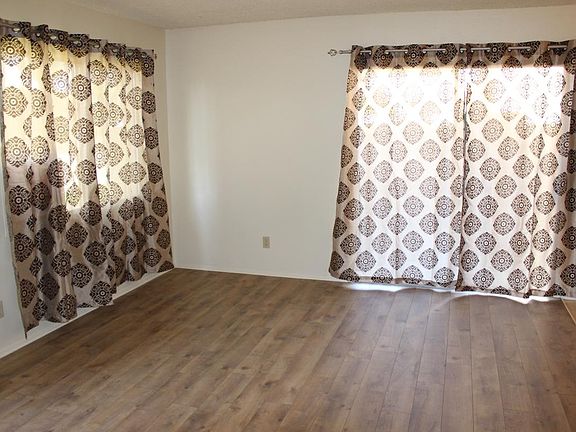 3rd image of 8057 E Glenrosa Ave
