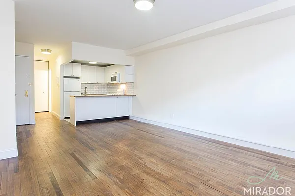 Rented by Mirador Real Estate | media 19