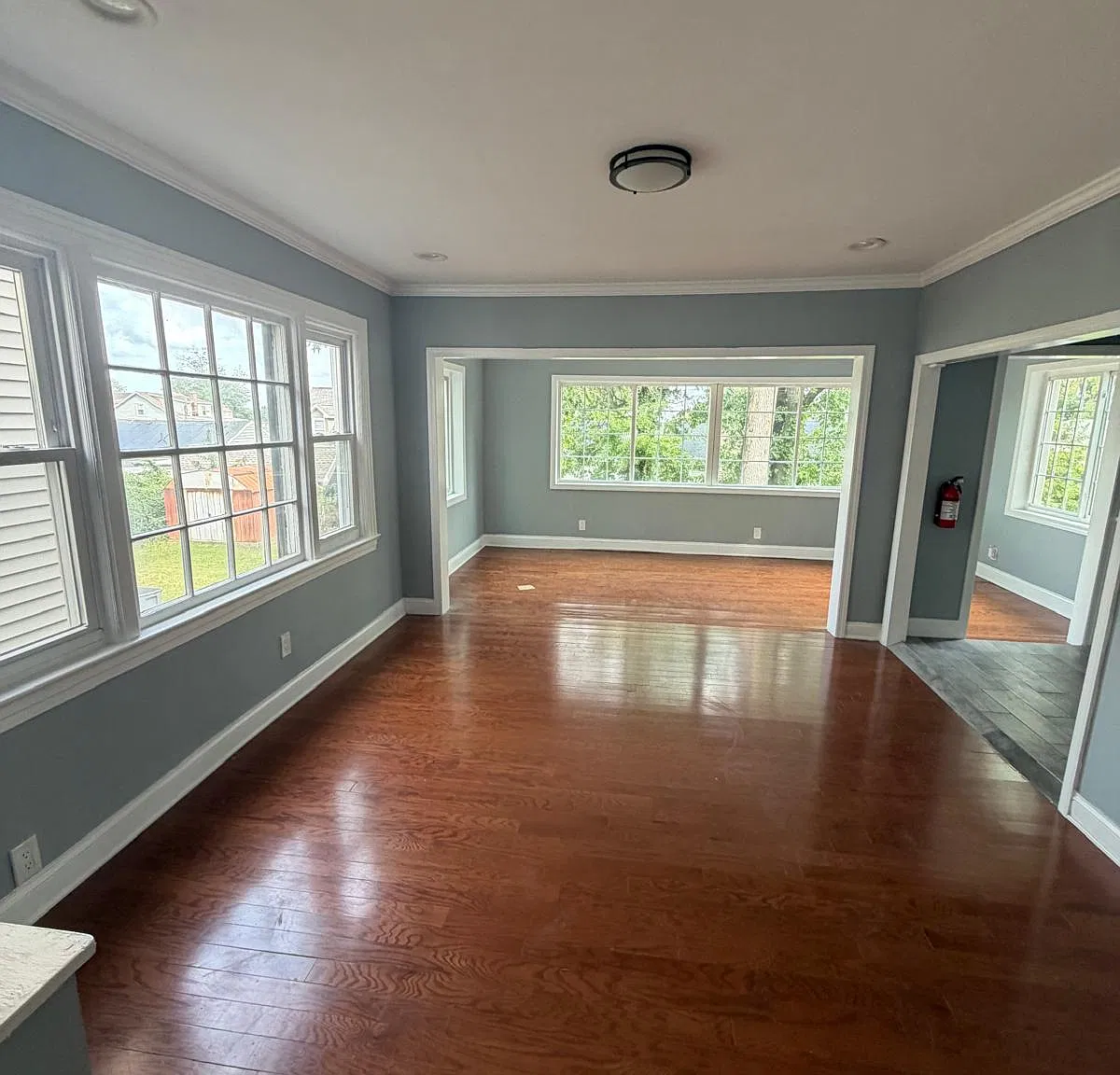 1611 Bayview Ave — Photo 4