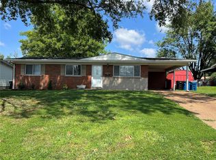 10215 Mullally Dr, Saint Louis, MO