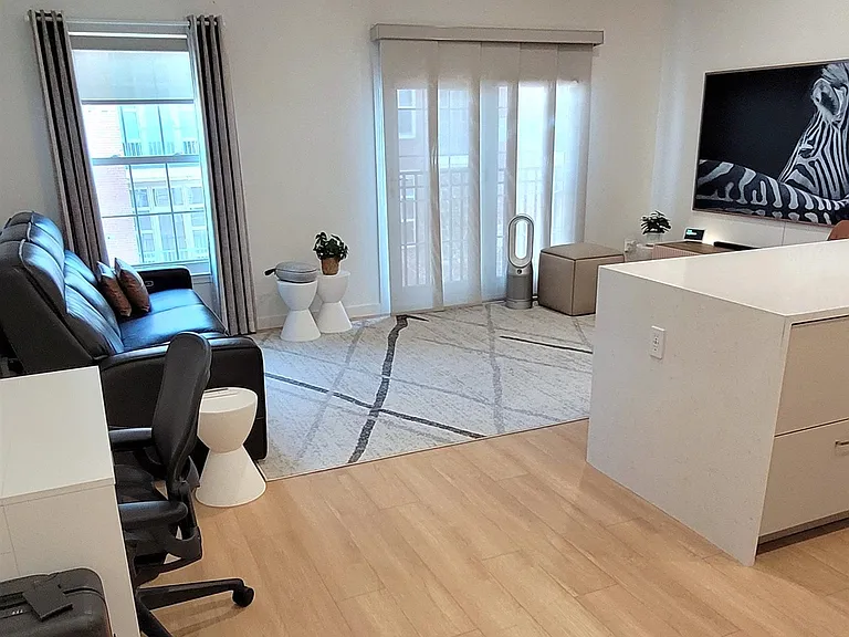 7 Soho Dr #115 — Photo 2