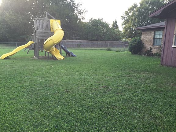 3rd image of 3622 Fairfield Dr