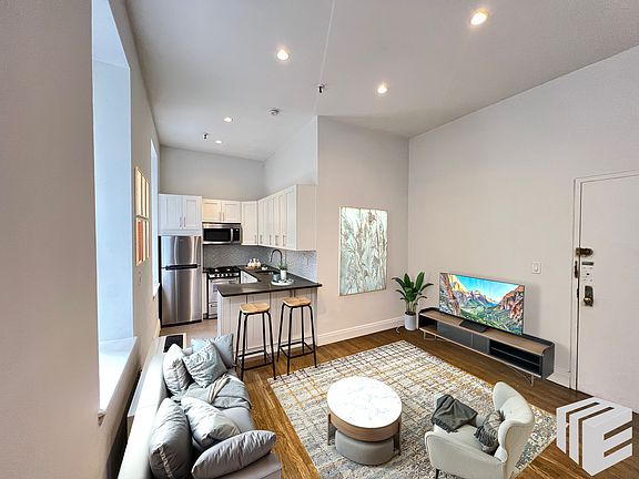 3rd image of 66 Pearl St #409B