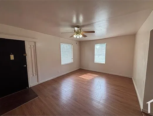 2 bed, 915 sqft, $1,100 — Photo 3