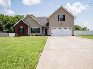 109 Gateway Ct, Murfreesboro, TN 37127