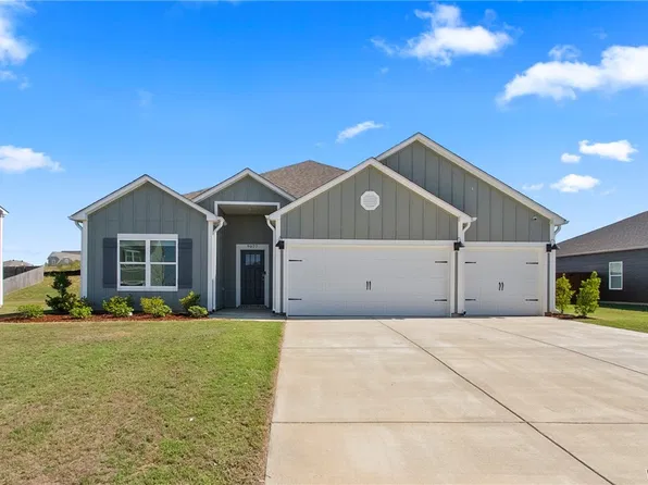 9077 Ivanhoe Dr, Tuscaloosa, AL 35405