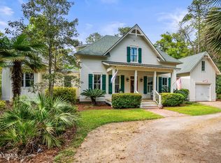 33 Ridge Rd, Beaufort, SC 29907
