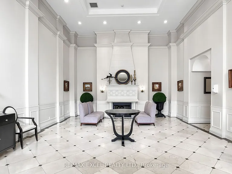350 Red Maple Rd #508 — Photo 3