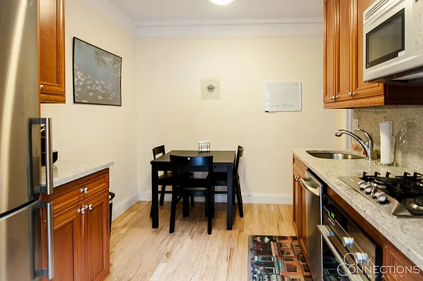 Rented by City Connections Realty | media 31