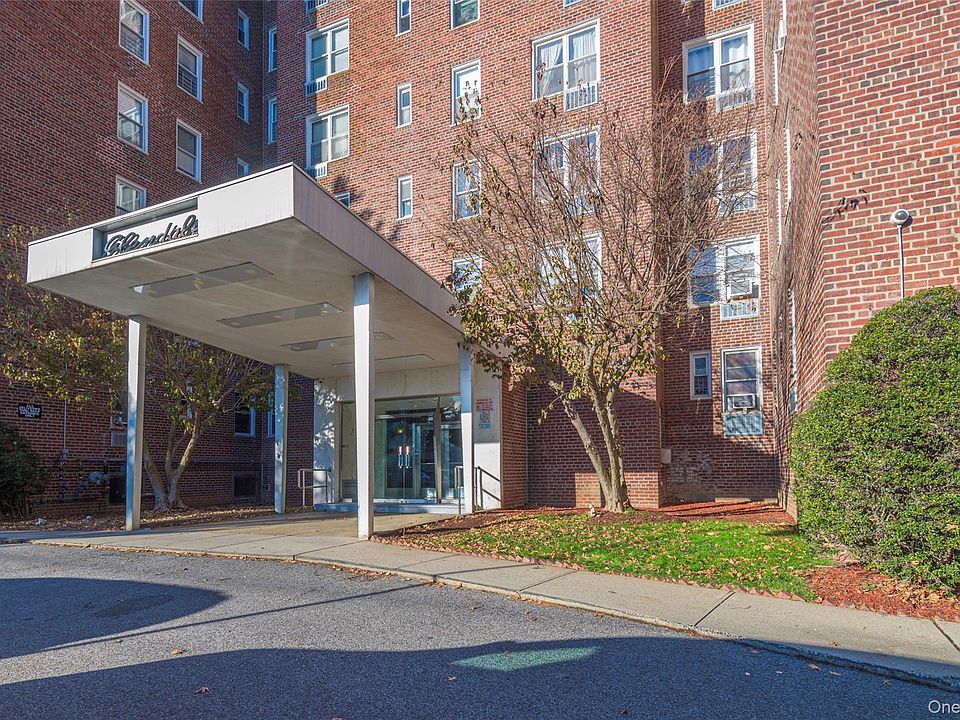 1st image of 125 Bronx River Road #2E