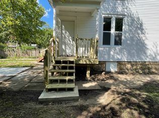1707 7th St #2, Rockford, IL 61104