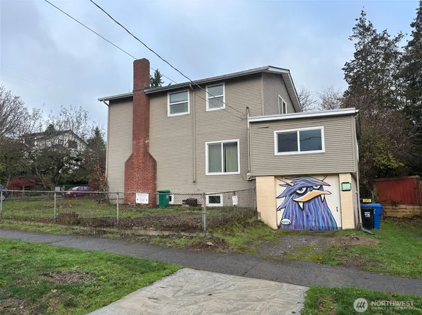4302 Meridian Avenue N, Seattle, WA 98103