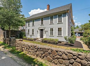 2 Ocean St, Manchester, MA 01944