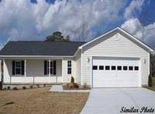 202 Hackney Ridge Ln, Jacksonville, NC 28540