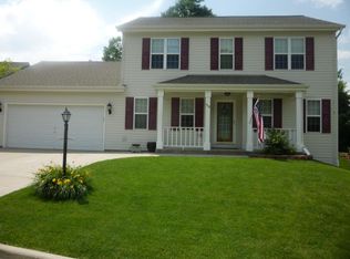 408 Kames Cv, Slinger, WI 53086