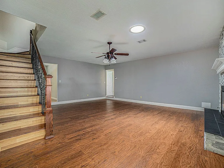2940 Flamingo Cir — Photo 8
