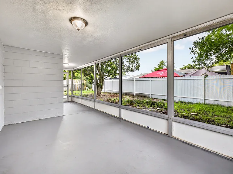 7605 Ilex Dr — Photo 17