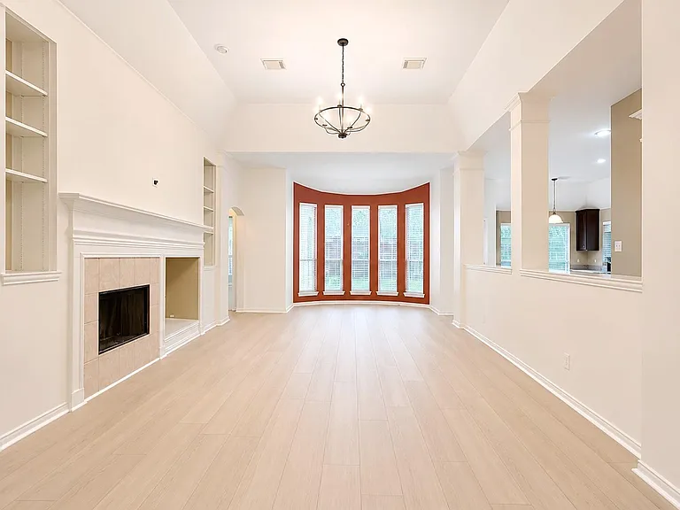 3043 Summercrest Dr — Photo 7