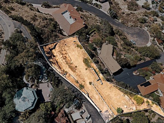 5th image of 4888 Mount Helix Dr #0