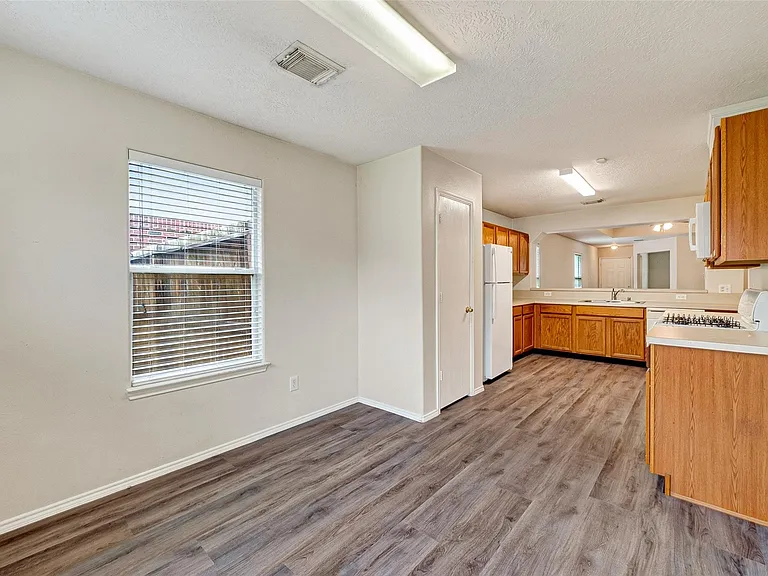 19119 Yaupon Ranch Dr — Photo 29