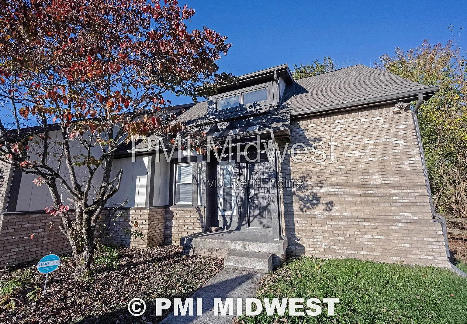 4 bed, 2.0 bath, 1710 sqft, $1,950 — Photo 2