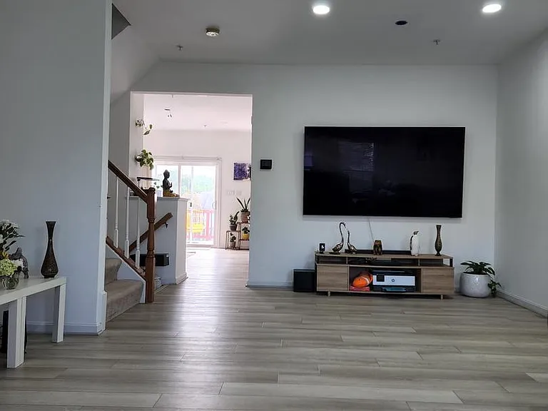 5808 Mercantile Dr W — Photo 4