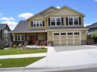 4489 Park Ridge Dr, Medford, OR 97504