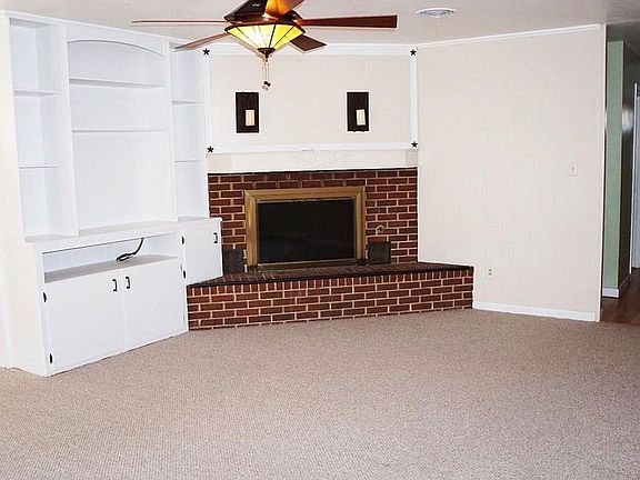 2nd image of 1708 Gillham Dr