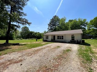 8 S Maple St, Lafe, AR 72436