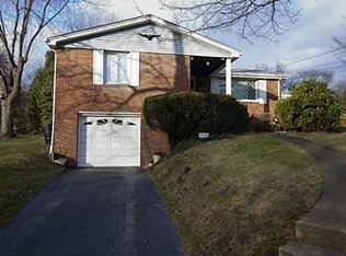 839 Saratoga Dr, Pittsburgh, PA