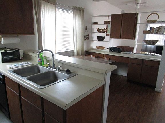 5th image of 15010 Leeward Dr APT 308