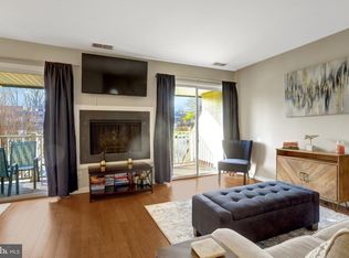 3940 Woodhue Pl Unit 18, Alexandria, VA