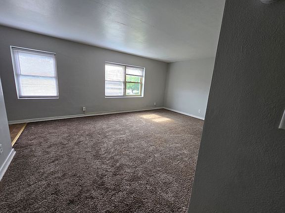 3rd image of 1203 E 11th St #1219-3