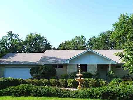 1st image of 213 Pebble Beach Dr