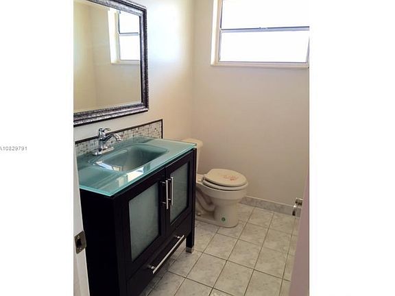 4th image of 7300 Wayne Ave APT 414