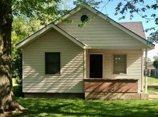 37546 Palmer Rd, Westland, MI 48186