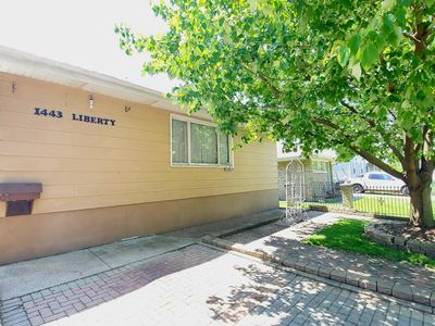 1443 Liberty St, Aurora, IL, 60505