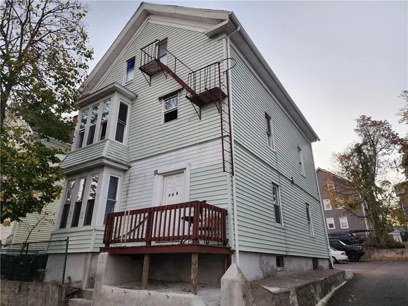 132 Putnam St, Providence, RI 02909