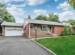 15 Kingwood Dr, Little Falls Twp., NJ 07424